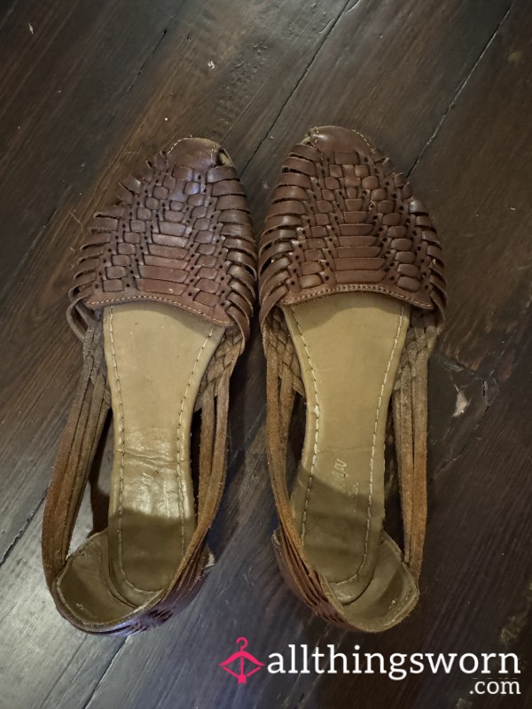 Well Worn Huaraches Size 9