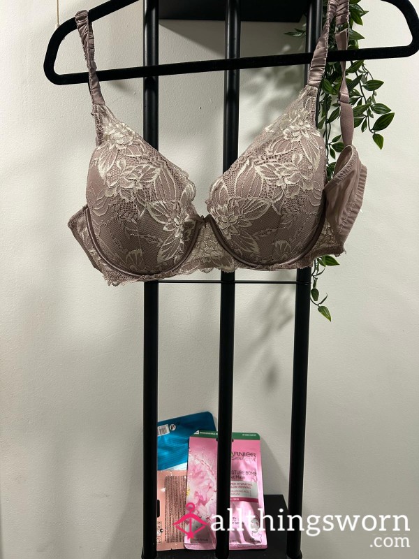 Well Worn Lace Padded Bra