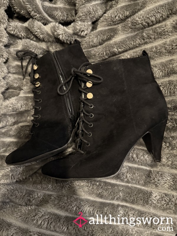 Well Worn Lace Up Velvet Boots | Over One Year Of Wear!