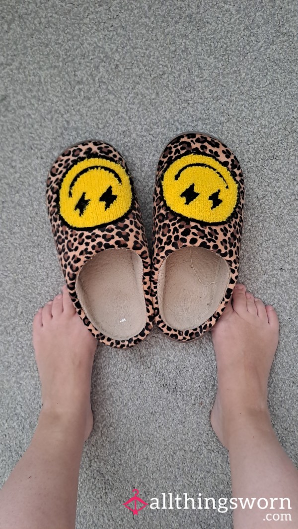 Well Worn Leopard Print Slippers 🐆