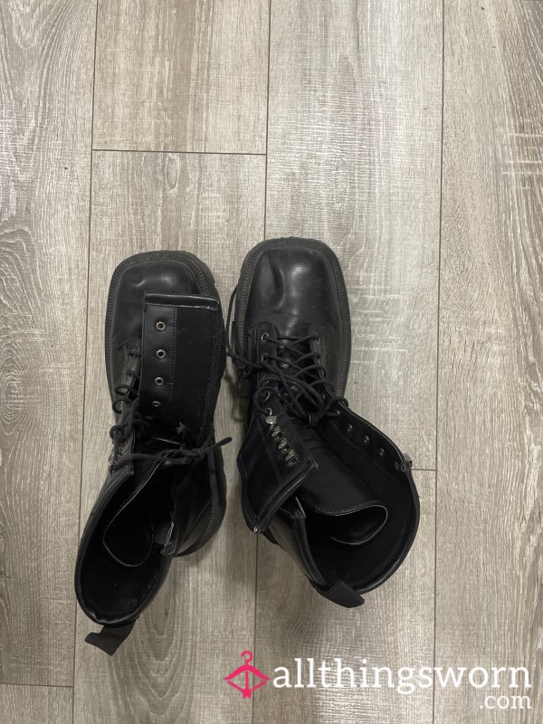 Well Worn Ma**ive Black Boots