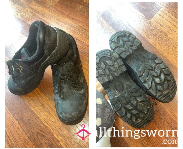 Well-Worn Metal Toecaps 🖤