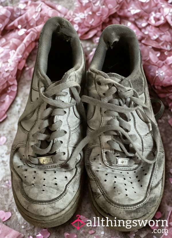 Well Worn Nike Af1