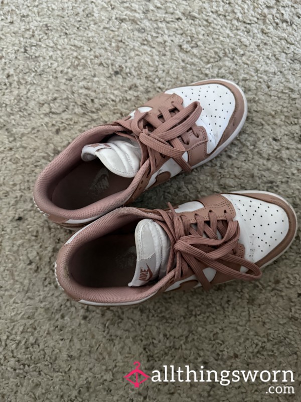 Well Worn Nike Dunks (pink, W8)