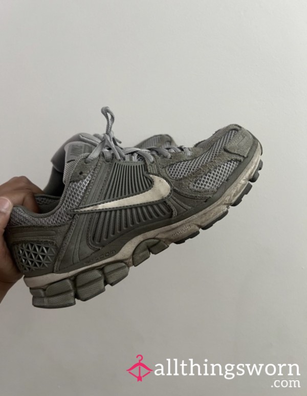 Well Worn Nike Zoom Vomero 5
