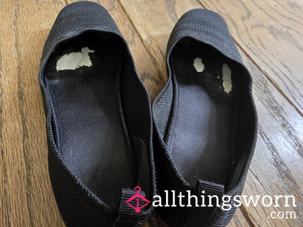 Well-worn Office Flats