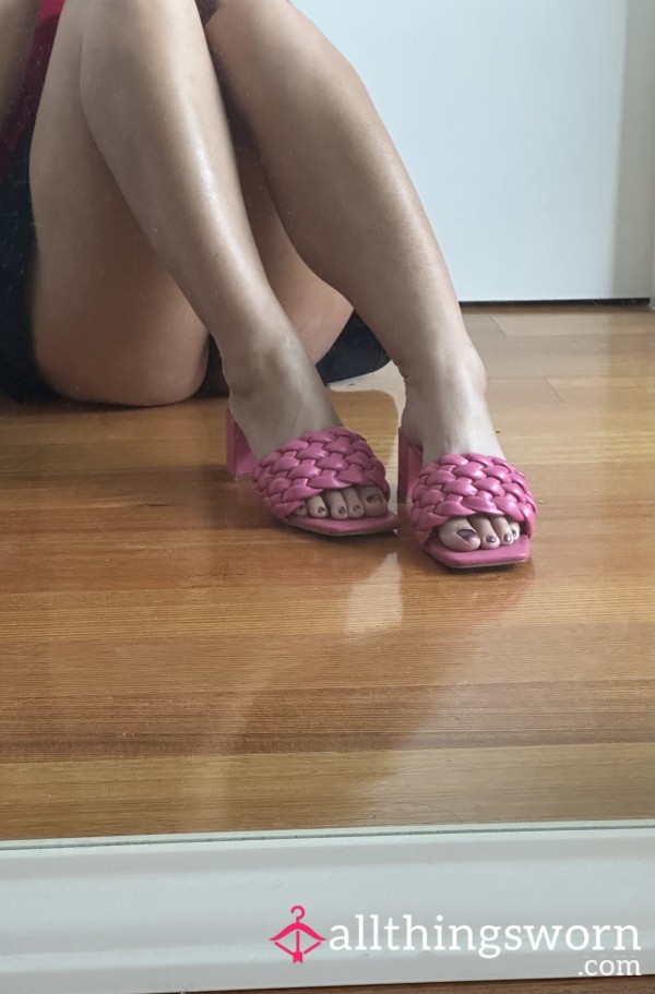 Well-Worn Pink Sandals – Foot-Lover’s Dream