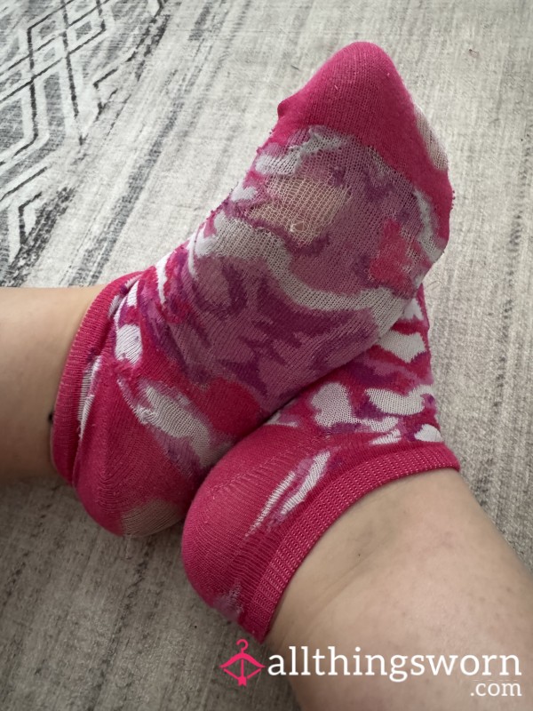 Well Worn Pink Print Ankle Socks
