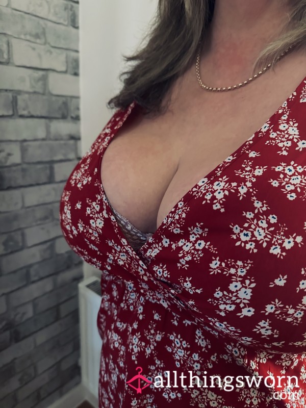 ❤️ Well Worn RED Flower Flor*l Blouse ❤️