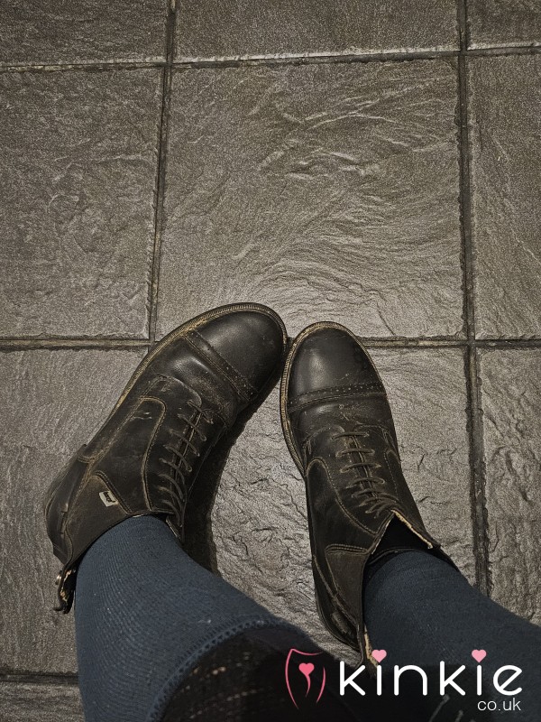 Well Worn Riding Boots 👢