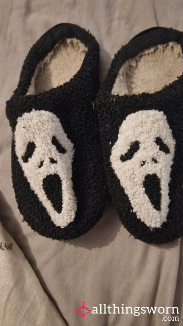 Well Worn Scream Slippers