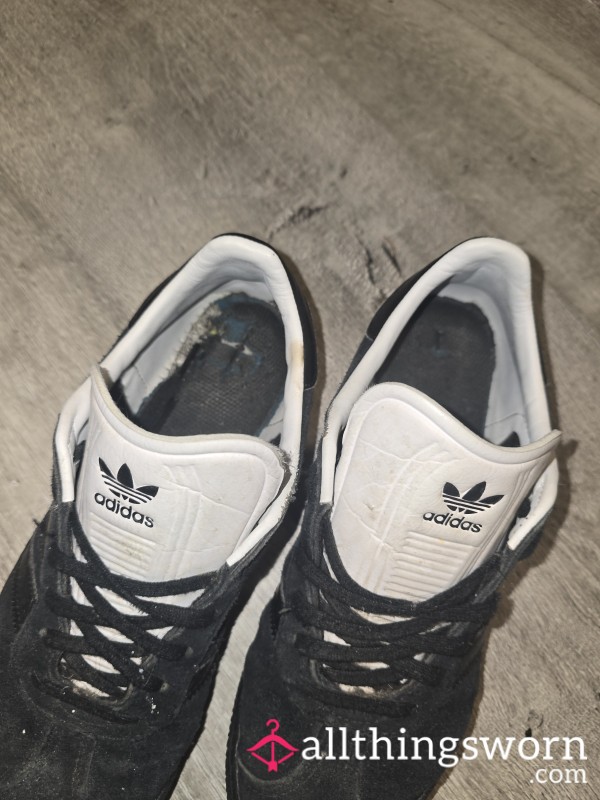 Well Worn, Size 5, Black Addida Trainers