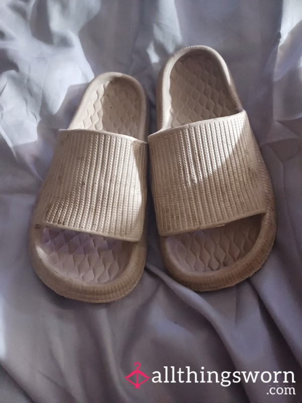 Well Worn Sliders Uk Size 4