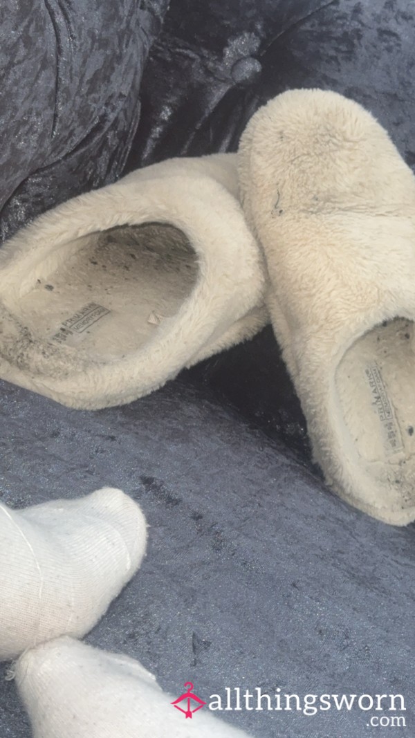 Well Worn Slippers( Worn For The Last Year)😉