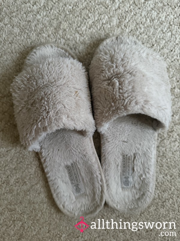 Well Worn Slippers💖