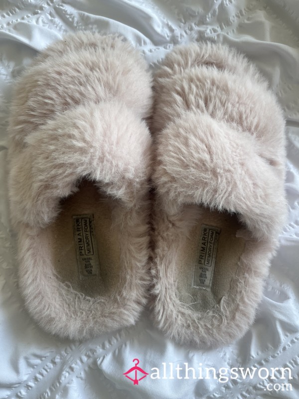 Well Worn Slippers🩷