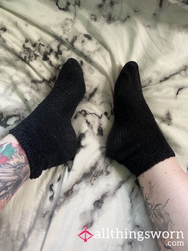 Well Worn Socks 🖤🧦