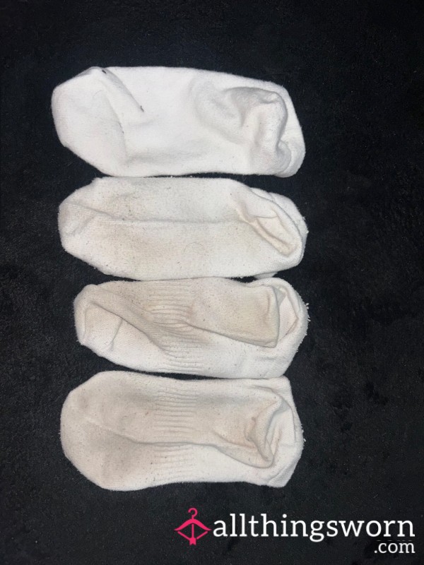 Well Worn Socks🤩 8 Hour Shift As A Dental Nurse 🦷on My Feet And Busy All Day 🦶🏽🥰