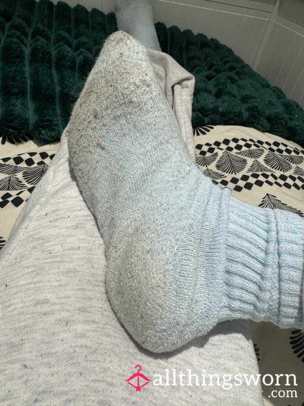 Well Worn Socks At The Gym🦶💋😍