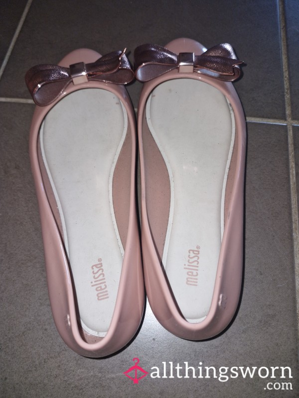 Well Worn Stinky Flats