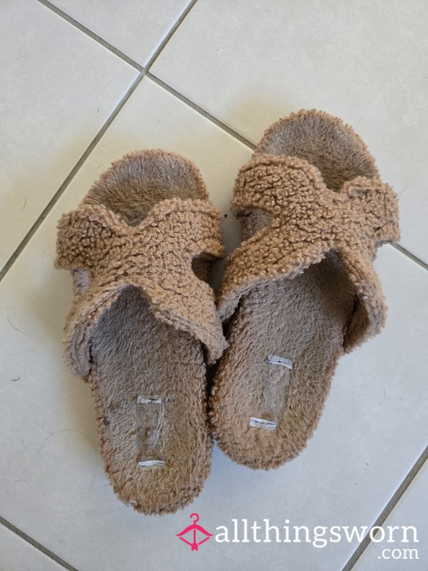 Well Worn, Stinky Slippers 🥿😈