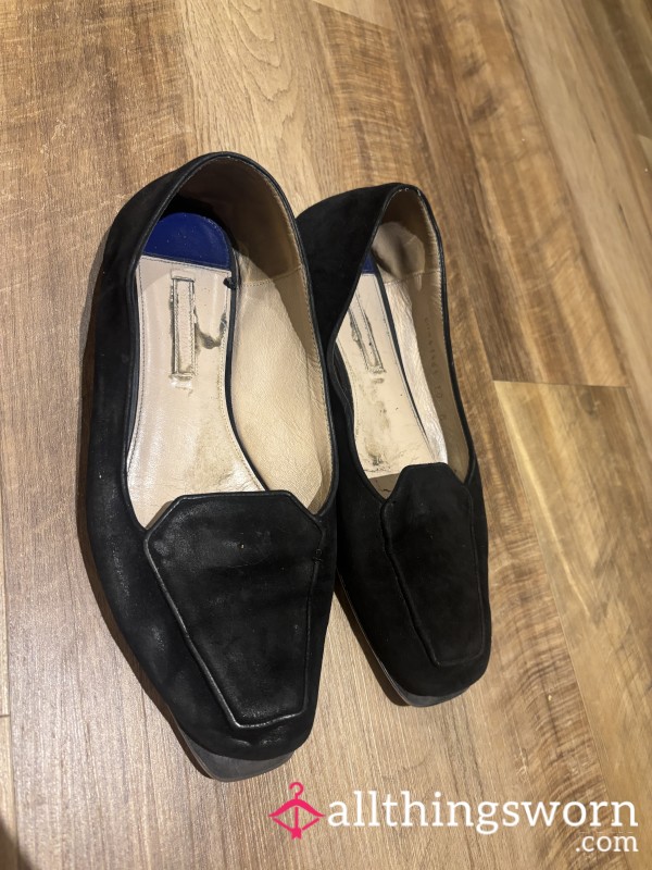 Well Worn Stuart Weitzman Flats 👣