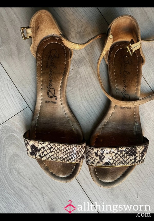 Well Worn Suede Sandals Size 4
