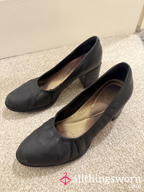 Well Worn Sweaty Heels 🥵