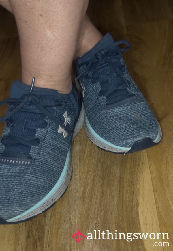 Well Worn Under Armour Trainers 💋