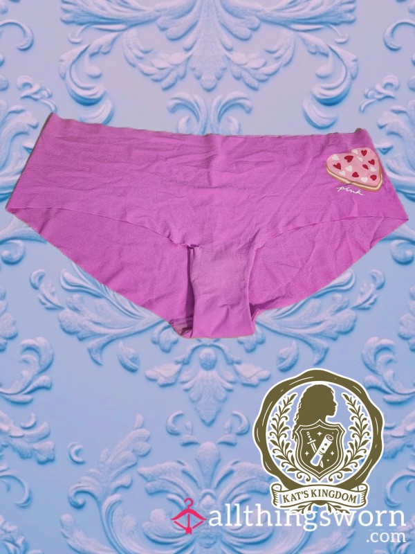 Well-worn VS Purple Smooth Cheekies With Pink Heart Cake