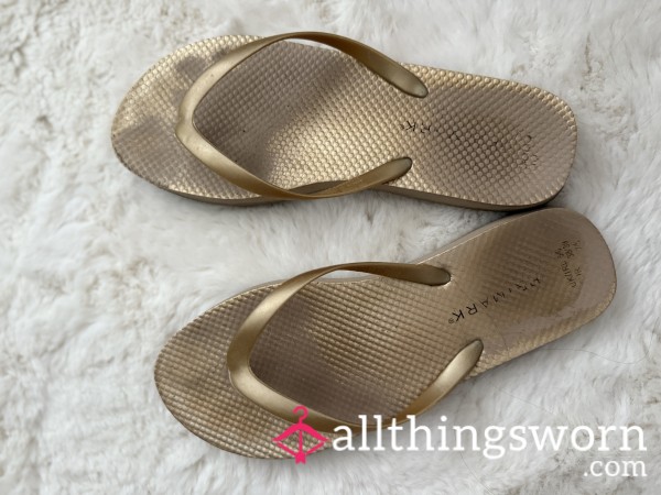 Well-Worn & Well-Loved .. 👣 My Sweaty Flip Flops Crave A New Home