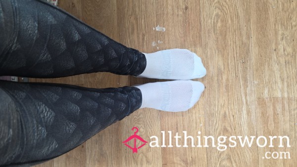Well-Worn White Ankle Socks – Sweaty Gym Vibes, Intense Natural Foot Scent 🧦💦