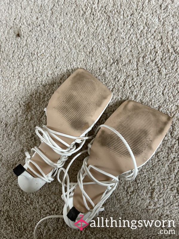 WELL WORN WHITE OPEN TOED LACE UP HEALS