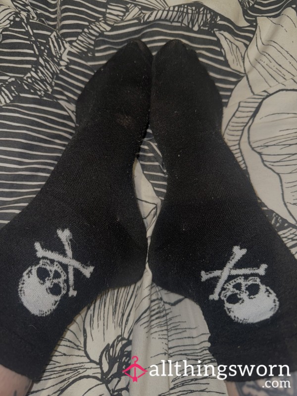 Well Worn With Holes Black Crew Length Skull Socks