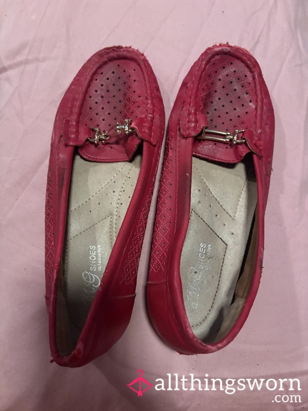 Well Worn Women’s Work Flats- Stinkyyy🙈💦