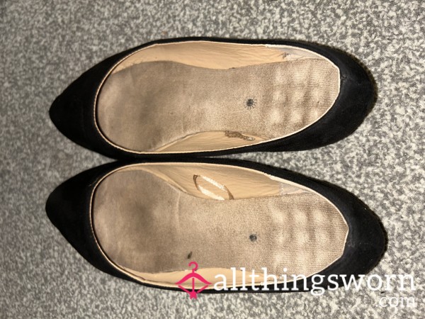 Well Worn Work Pointed Flats