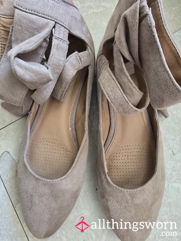 Well Worn Zip Up Flats