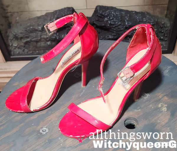WELLN WORN Steve Madden Heels (red)