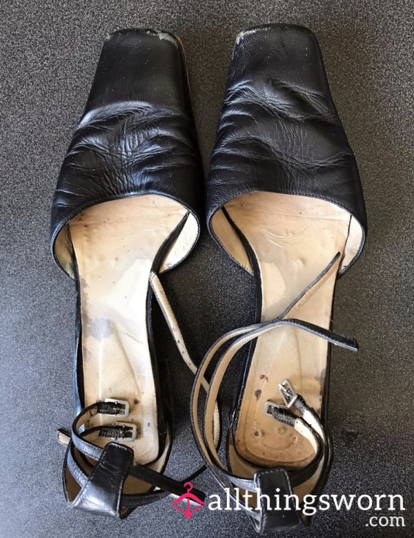 Wellworn Black Flats With Heel😈🥵 Wellworn