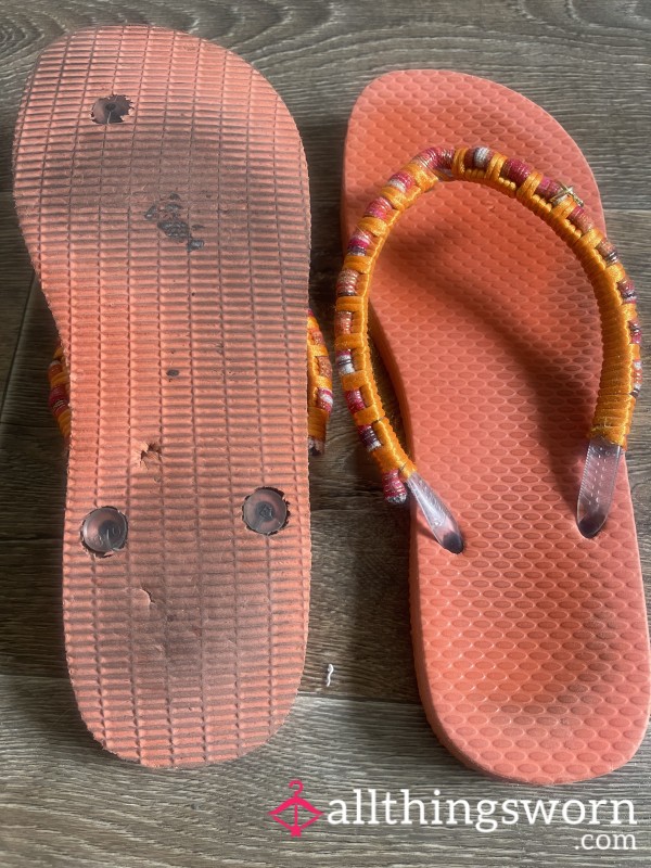 Well Worn Dirty  Flatshoes Flip Flops Size 39