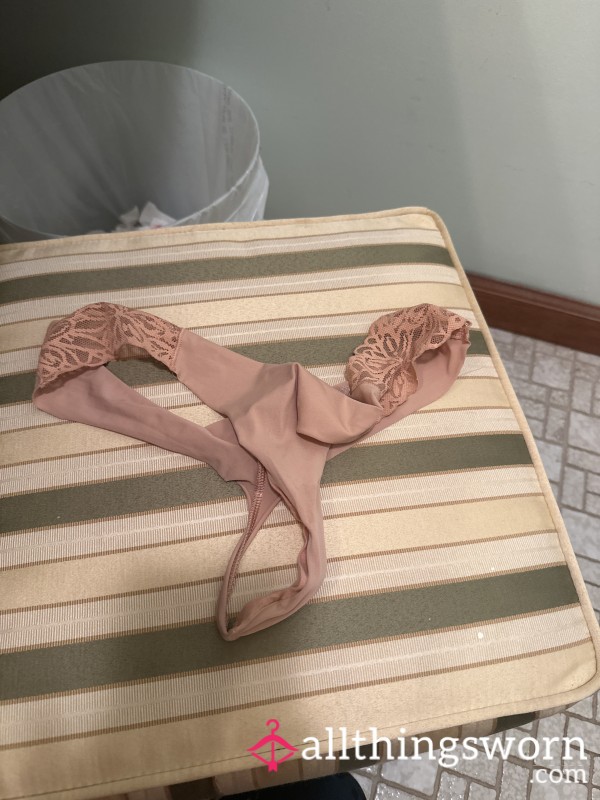 Wet And Well Worn Seamless Things 12 Hr