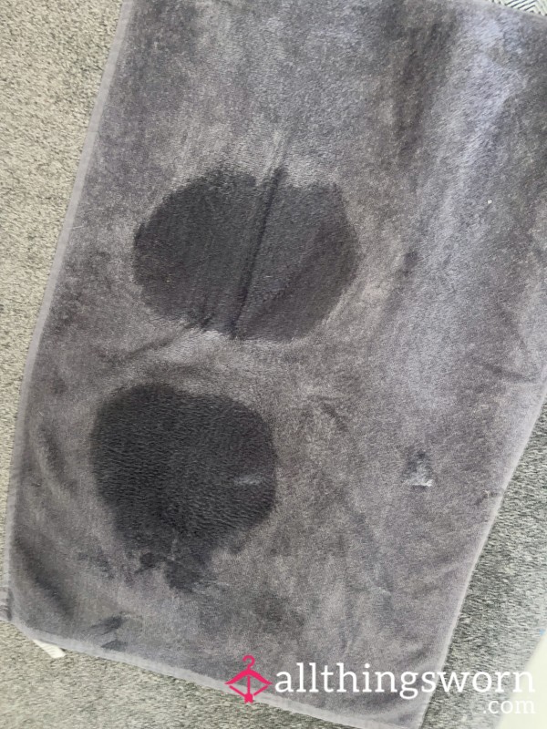 Wet C*m Towel Soaked From Squirting