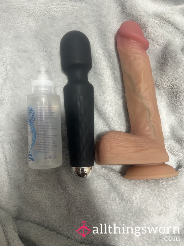 Wet N Sticky🥵