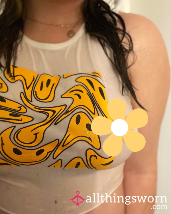 Wet Shirt & Tits 💦 (5 Photos)