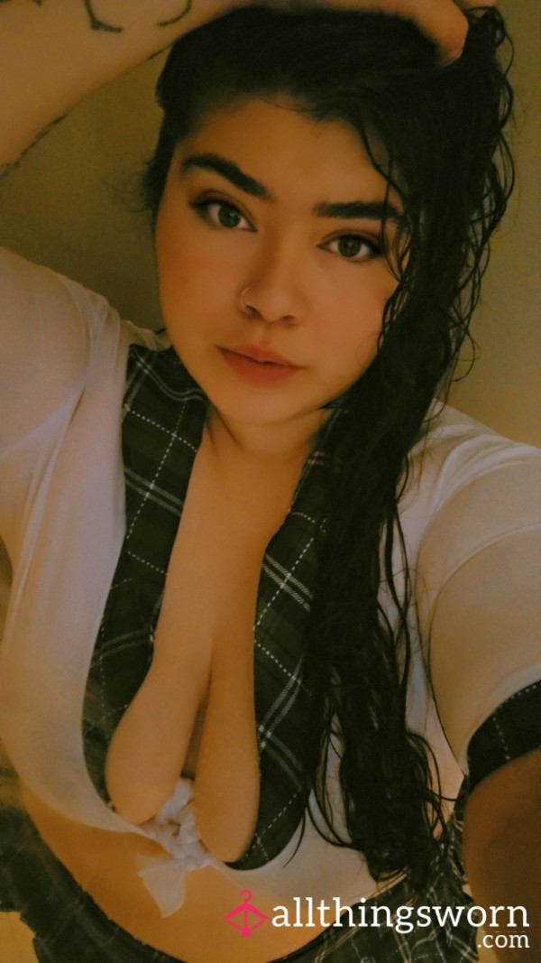 Wet T-shirt