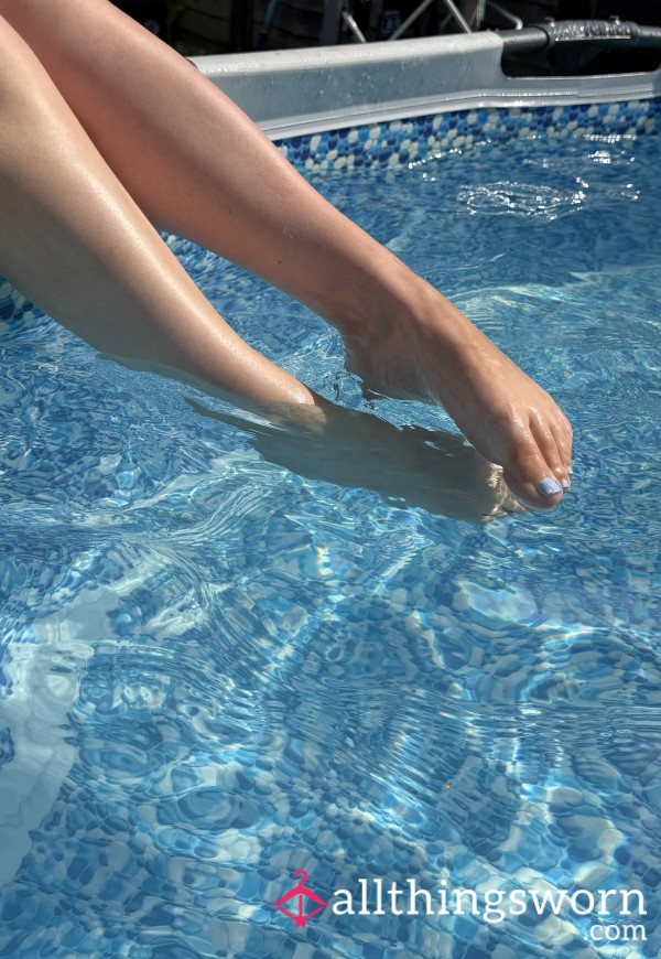 Wet Tops Of My Feet - 5 Exclusive