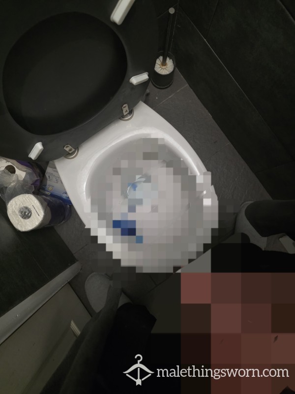Watch My Flaccid C*ck Take A Pi*s