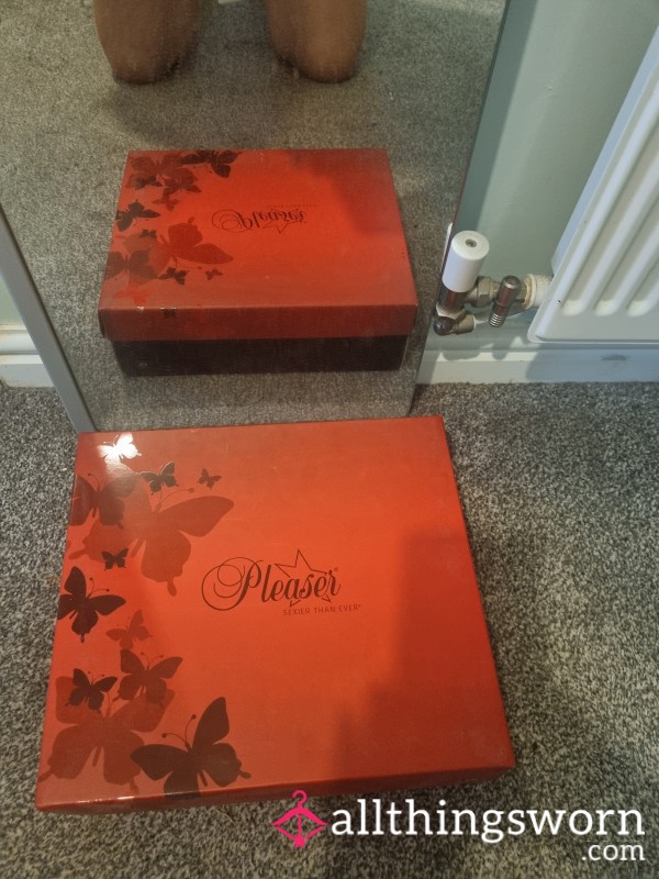 What's In The Box 😈