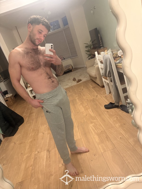 What’s Under My Trousers?