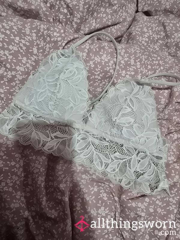 While Lacy Bra